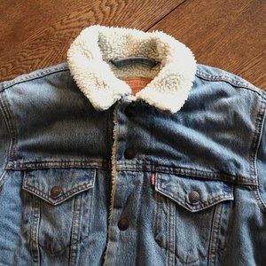 Levi's Light Wash Sherpa jacket